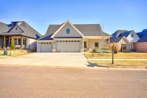 4124 Emery Dr, Edmond, OK 73034
