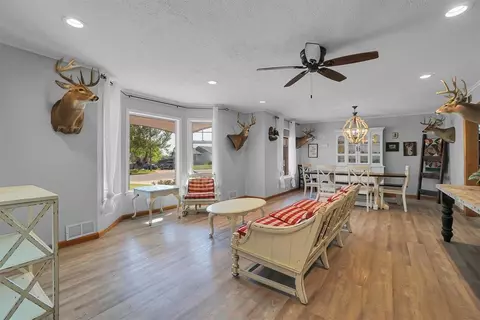 301 Lakeside Dr, Altus, OK 73521 photo 9