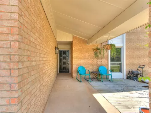 4100 Coventry Ln, Norman, OK 73072 photo 4