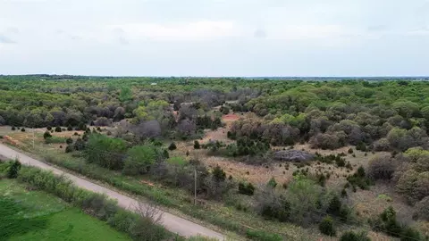8 N Indian Meridian Rd, Luther, OK 73054