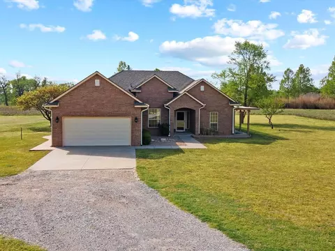 2214 NE 4th St, Newcastle, OK 73065