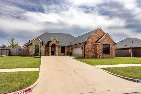 2200 W Stratta Ave, Weatherford, OK 73096