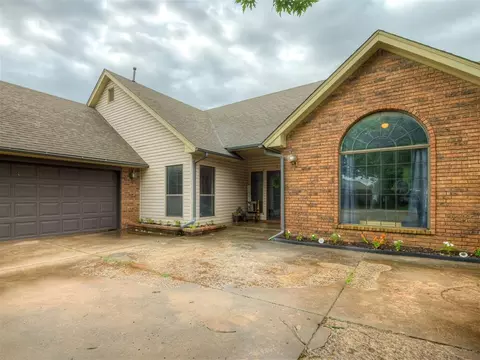 7 Kaross Dr, Shawnee, OK 74801 photo 2