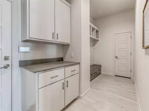 2105 Lago Dr, Moore, OK 73170 photo 18