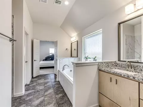 2105 Lago Dr, Moore, OK 73170 photo 26