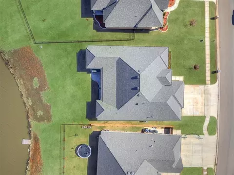 2105 Lago Dr, Moore, OK 73170 photo 38