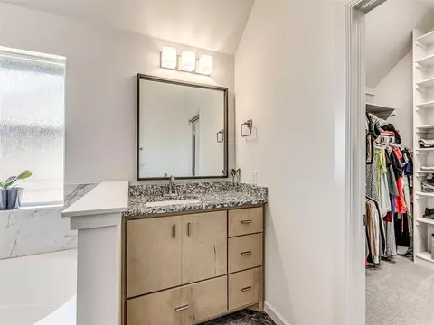 2105 Lago Dr, Moore, OK 73170 photo 24