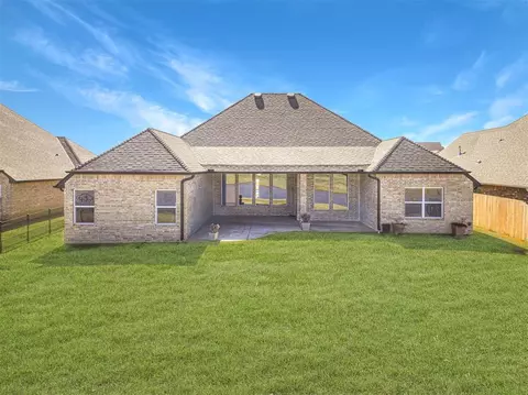 2105 Lago Dr, Moore, OK 73170 photo 39