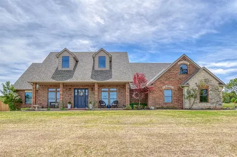2501 W Georgia Ave, Chickasha, OK 73018