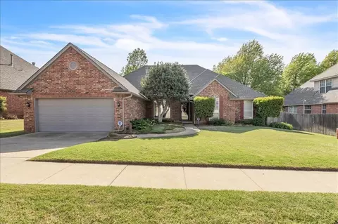 13915 Middleberry Rd, Edmond, OK 73013