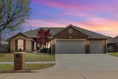 6800 Stinchcomb Dr, Oklahoma City, OK 73132