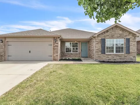 448 NE 20 St, Newcastle, OK 73065