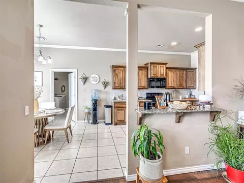 722 Brian Ct, Moore, OK 73160 photo 11