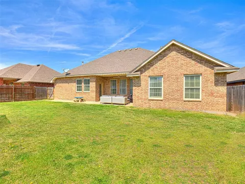 722 Brian Ct, Moore, OK 73160 photo 41