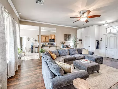 722 Brian Ct, Moore, OK 73160 photo 8