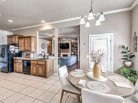 722 Brian Ct, Moore, OK 73160 photo 15