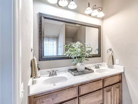 722 Brian Ct, Moore, OK 73160 photo 23
