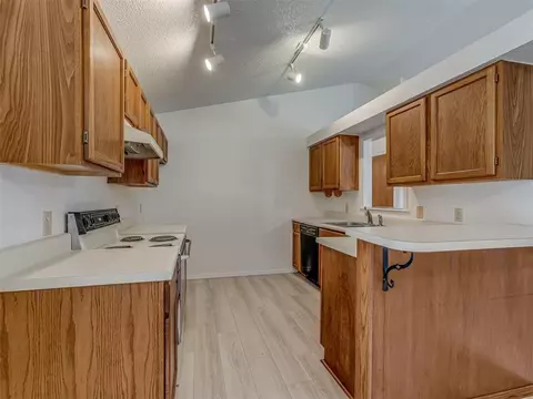 312 Baker St, Norman, OK 73072 photo 8