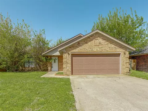 312 Baker St, Norman, OK 73072 photo 3
