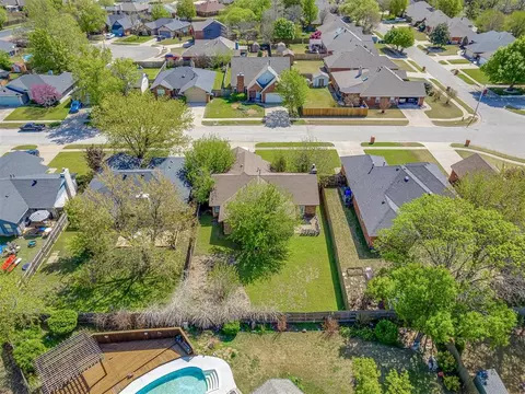 312 Baker St, Norman, OK 73072 photo 36