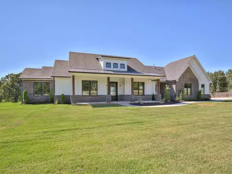 14978 SE 10th St, Choctaw, OK 73020