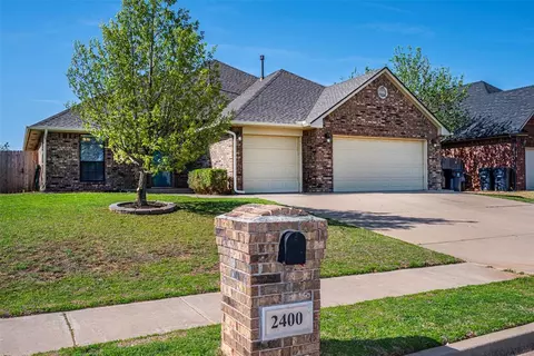 2400 NW 157th Ter, Edmond, OK 73013
