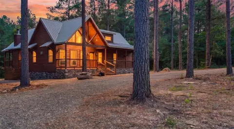 222 Lost Dogwood Trl, Broken Bow, OK 74728