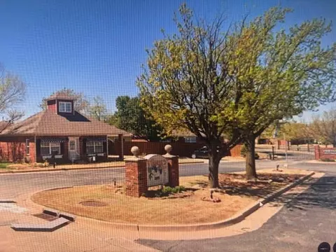 2455 Manchester Dr #73, Oklahoma City, OK 73120