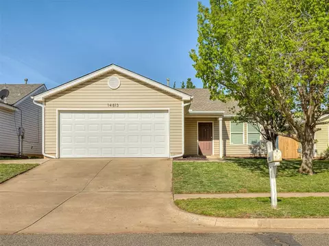 14813 Moon Daisy Dr, Edmond, OK 73013