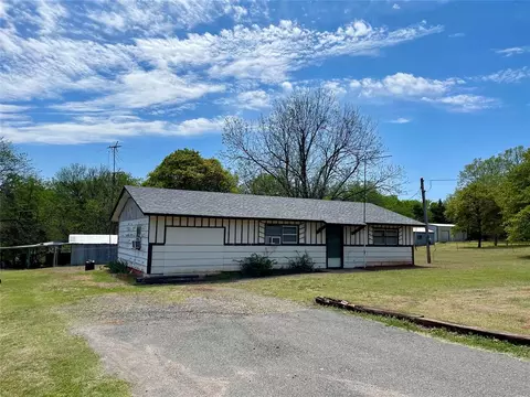 10650 Etowah Rd, Noble, OK 73068