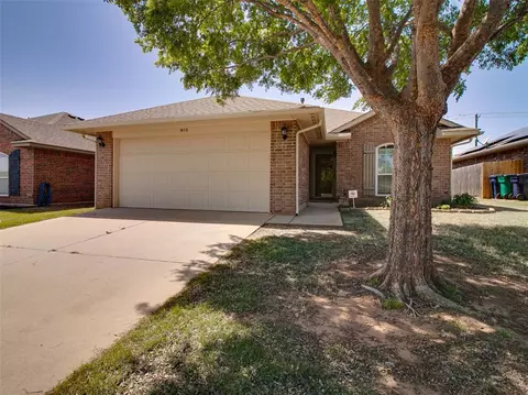 905 Desert Trl, Yukon, OK 73099