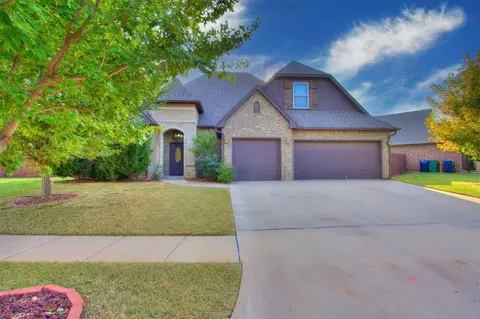 18309 Salvador Dr, Edmond, OK 73012