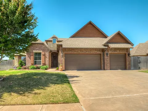 301 Centennial Farm Ln, Yukon, OK 73099
