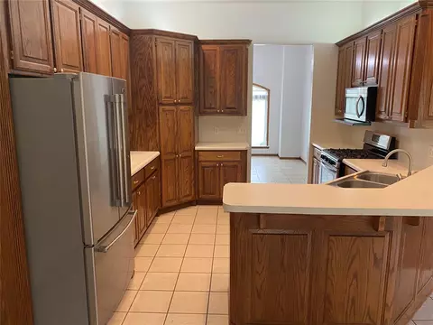 2328 Walnut Dr, Tuttle, OK 73089 photo 7