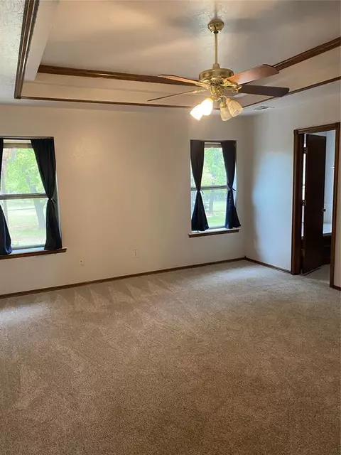 2328 Walnut Dr, Tuttle, OK 73089 photo 8
