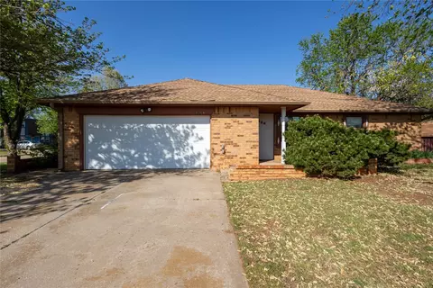 230 N Westminster Way, Mustang, OK 73064