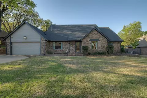 3804 Chickasha, Edmond, OK 73013