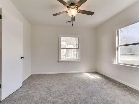 215 E Locust St, Tecumseh, OK 74873 photo 32