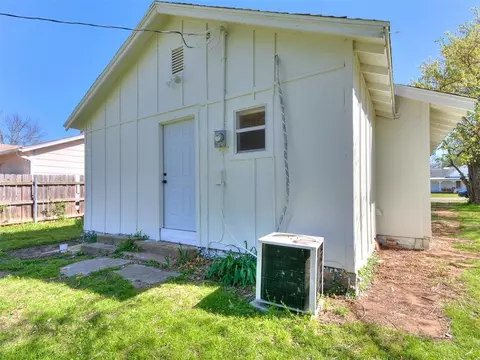 215 E Locust St, Tecumseh, OK 74873 photo 43