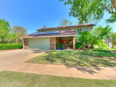 3611 Chatham Ct, Norman, OK 73072