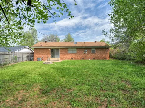 320 Willow Pl, Yukon, OK 73099 photo 17