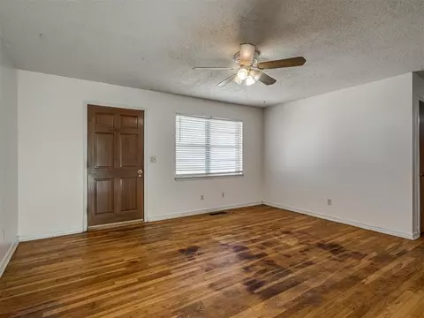 320 Willow Pl, Yukon, OK 73099 photo 2