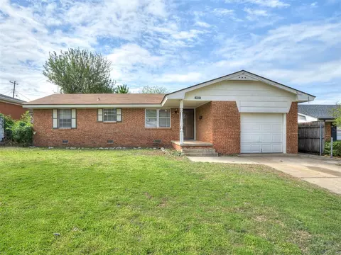 320 Willow Pl, Yukon, OK 73099
