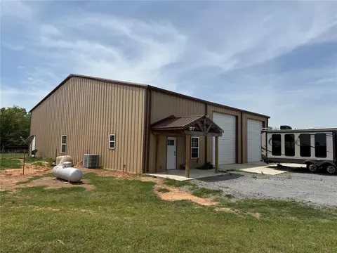 13185 May Addition Rd, Mcloud, OK 74851