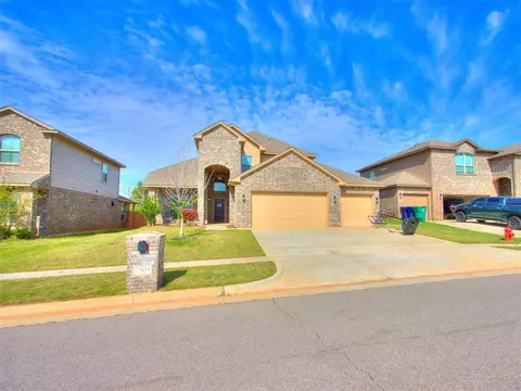 3601 Molly Dr, Yukon, OK 73099