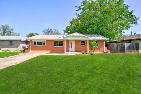 937 SW 3rd St, Moore, OK 73160