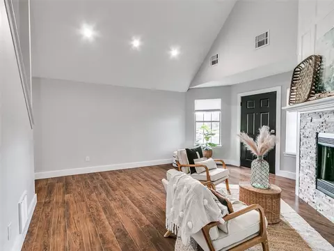 1401 SW 24th St, Moore, OK 73170 photo 5
