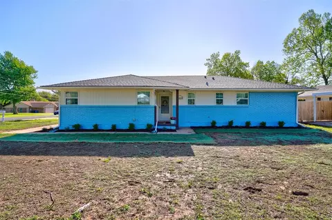 212 N Post Rd, Midwest City, OK 73130