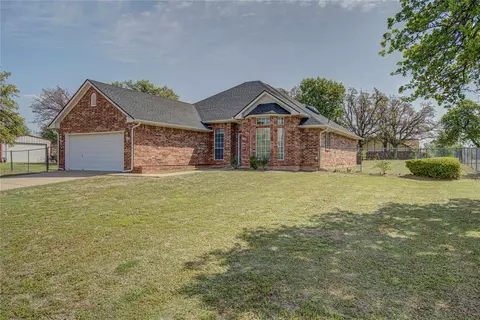 1900 S Avery Ave, Midwest City, OK 73130
