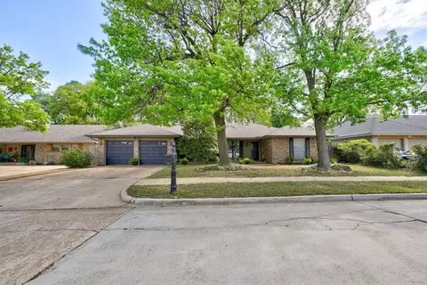 325 SW 99th St, Oklahoma City, OK 73139